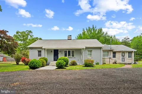 8215 Harry Warren Pl, Welcome, MD 20693