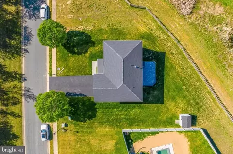 View/Area - 2109 Cedar Tree Ln, Waldorf, MD 20601 photo 4 of 5