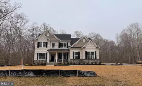 7910 George Cary Ct, La Plata, MD 20646
