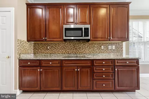 Kitchen - 3141 Heartleaf Ln, Waldorf, MD 20603 photo 4 of 4
