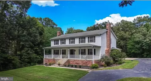 6040 Southgate Farm Rd, Indian Head, MD 20640