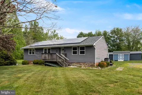 Exterior - 3499 Forest Dr, Waldorf, MD 20601 photo 4 of 5