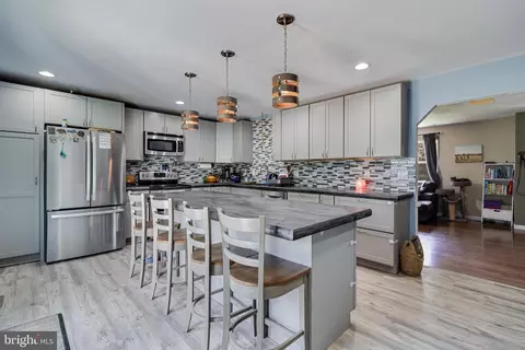 Kitchen - 3499 Forest Dr, Waldorf, MD 20601 photo 4 of 4