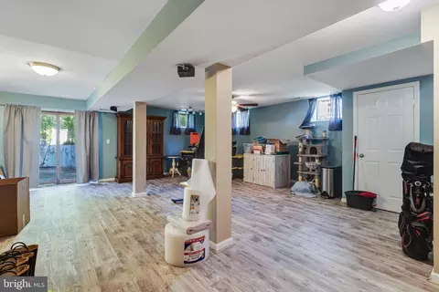 Entry Way - 3499 Forest Dr, Waldorf, MD 20601 photo 3 of 4
