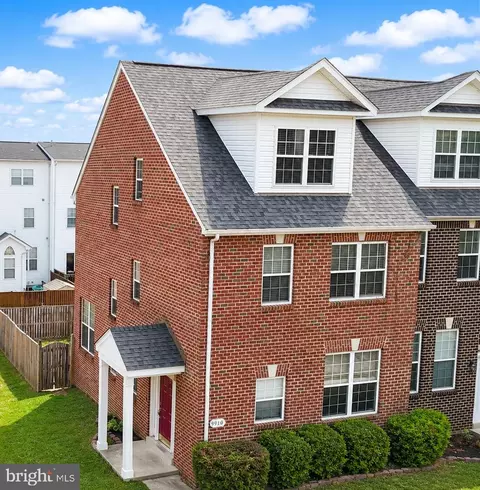 9910 Robstown Pl, Waldorf, MD 20603