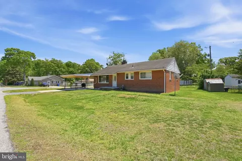 4 Jenkins Dr, Indian Head, MD 20640