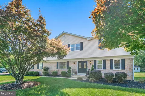 11063 Ellinger Dr, White Plains, MD 20695
