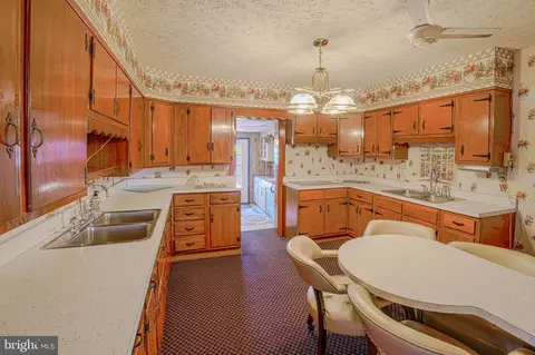 Kitchen - 7215 Benedict Ave, Benedict, MD 20612 photo 2 of 2