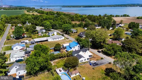 View/Area - 7215 Benedict Ave, Benedict, MD 20612 photo 1 of 6