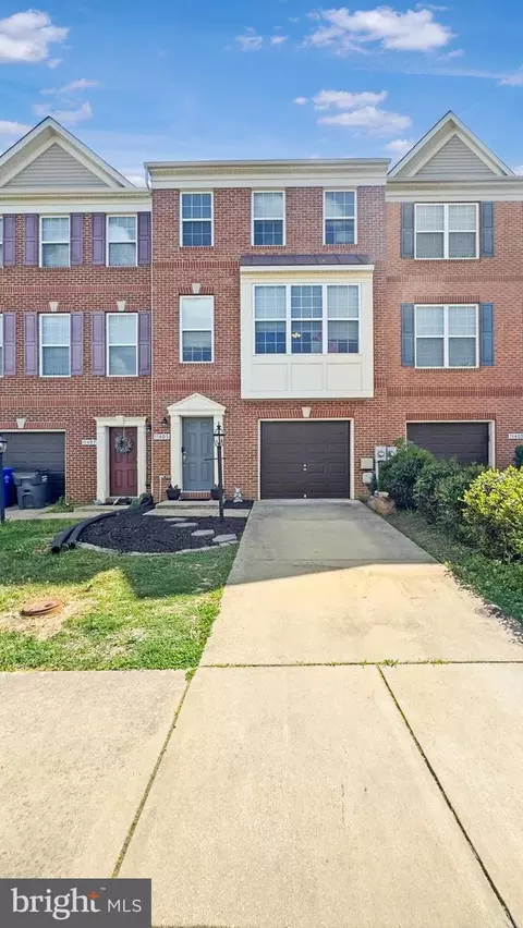 11405 Sandhurst Pl, White Plains, MD 20695