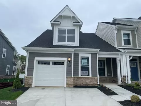 10587 Great Basin Pl, White Plains, MD 20695