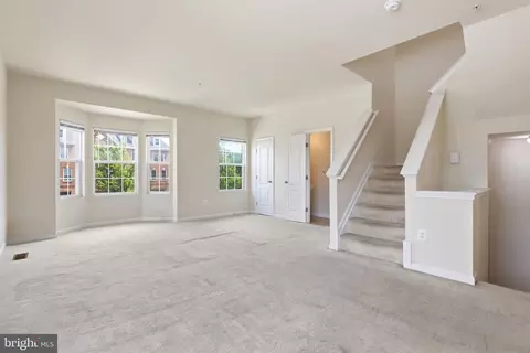 5043 Oyster Reef Pl, Waldorf, MD 20602