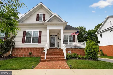310 Buckeye Cir, La Plata, MD 20646