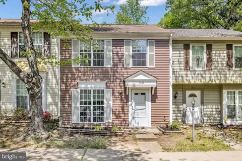 3829 Kearnys Inn Pl, Waldorf, MD 20602