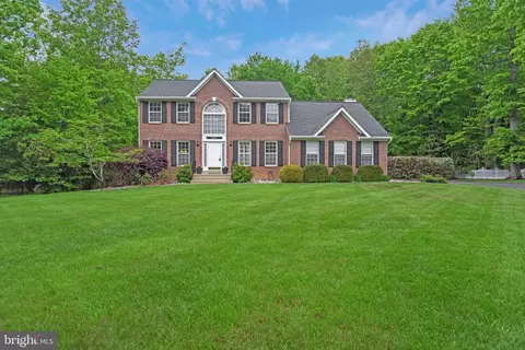 6317 Grant Chapman Dr, La Plata, MD 20646