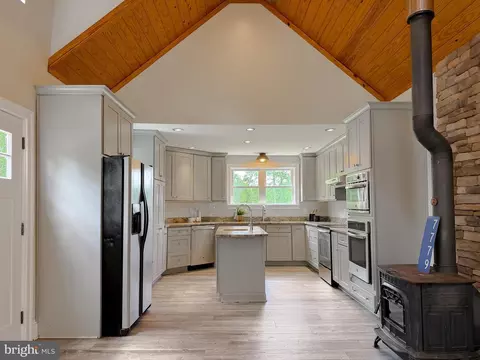 Kitchen - 7779 Bumpy Oak Rd, La Plata, MD 20646 photo 1 of 5