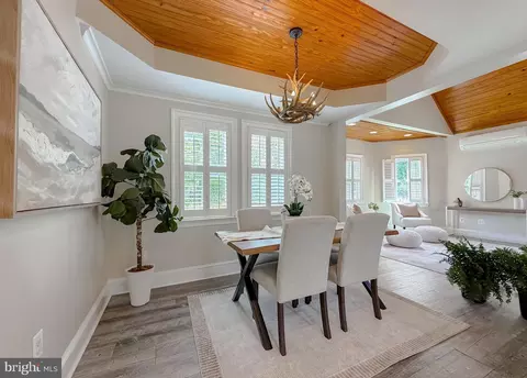Dining - 7779 Bumpy Oak Rd, La Plata, MD 20646 photo 3 of 3
