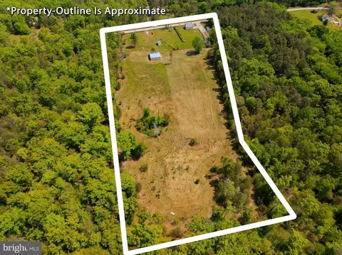 View/Area - 7779 Bumpy Oak Rd, La Plata, MD 20646 photo 10 of 14