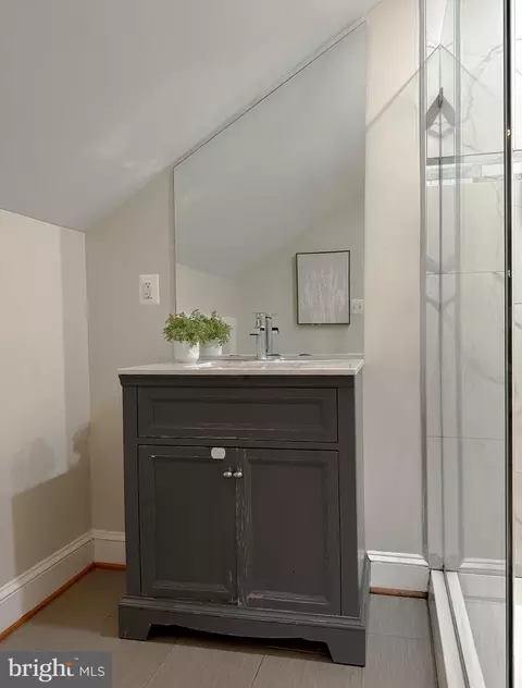 Bath - 7779 Bumpy Oak Rd, La Plata, MD 20646 photo 6 of 7