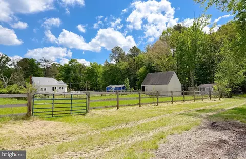 Exterior - 7779 Bumpy Oak Rd, La Plata, MD 20646 photo 9 of 9
