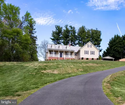 8757 Port Tobacco Rd, La Plata, MD 20646