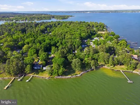 15567 Potomac River Dr, Cobb Island, MD 20625