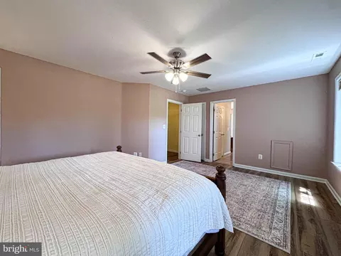 Bedroom - 11325 Ingels, Swan Point, MD 20645 photo 10 of 12