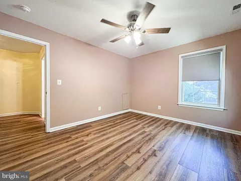 Bedroom - 11325 Ingels, Swan Point, MD 20645 photo 4 of 12