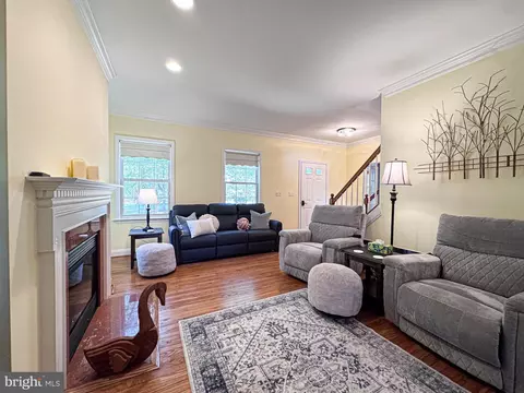 Living - 11325 Ingels, Swan Point, MD 20645 photo 2 of 3