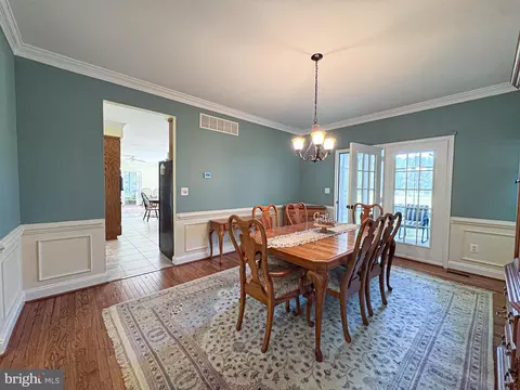Dining - 11325 Ingels, Swan Point, MD 20645 photo 2 of 7