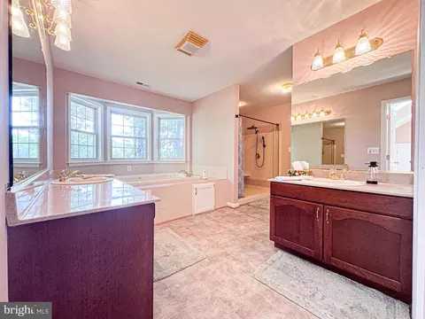 Bath - 11325 Ingels, Swan Point, MD 20645 photo 14 of 14