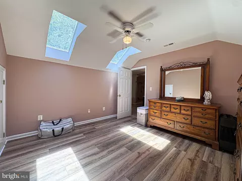 Bedroom - 11325 Ingels, Swan Point, MD 20645 photo 12 of 12