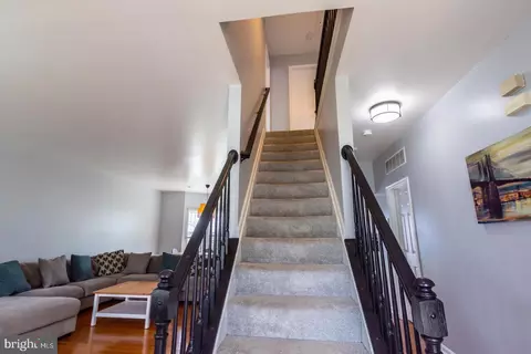 Entry Way - 3825 Perch Ct, Waldorf, MD 20603 photo 5 of 10
