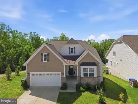 4440 Shakespeare Cir, White Plains, MD 20695