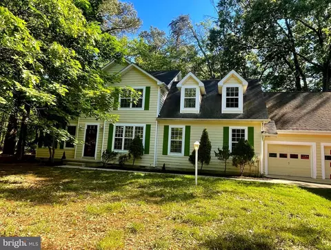 14645 Balsam Ct, Swan Point, MD 20645