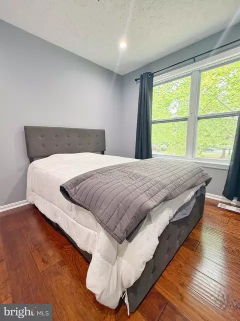 Bedroom - 6041 Red Wolf Pl, Waldorf, MD 20603 photo 5 of 7