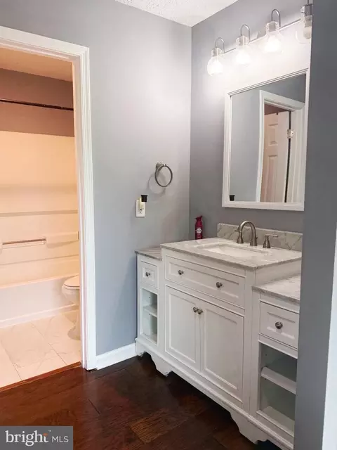 Bath - 6041 Red Wolf Pl, Waldorf, MD 20603 photo 1 of 7
