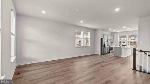 Entry Way - 196 Soft Rush Ln, La Plata, MD 20646 photo 6 of 22