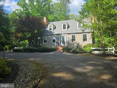 11910 Charles St, La Plata, MD 20646