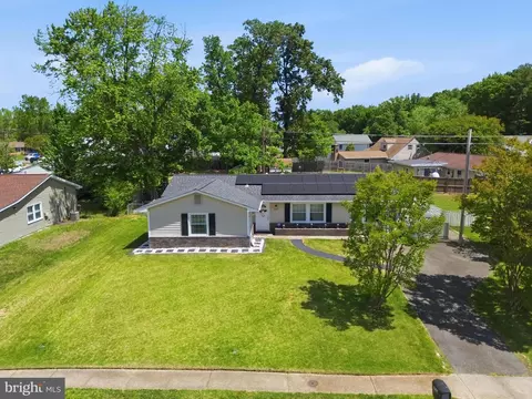 226 Barksdale Ave, Waldorf, MD 20602