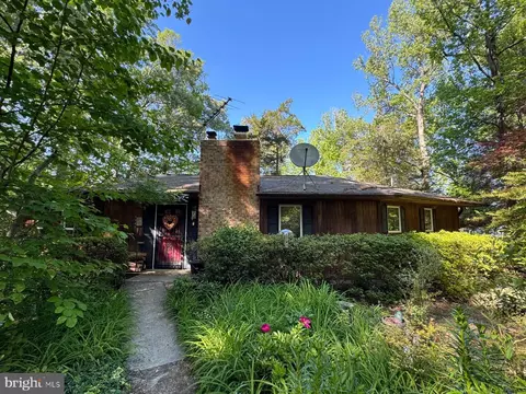 9545 Moores Point Pl, Nanjemoy, MD 20662