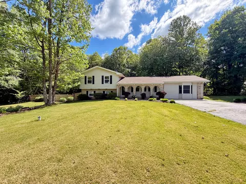 5538 Huckleberry Dr, Bryantown, MD 20617