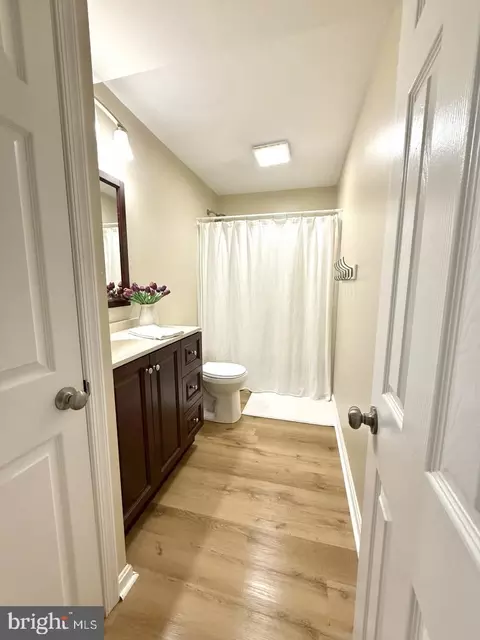 Bath - 4652 Deep Spring Pl, Waldorf, MD 20601 photo 5 of 5