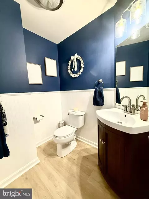 Bath - 4652 Deep Spring Pl, Waldorf, MD 20601 photo 1 of 5