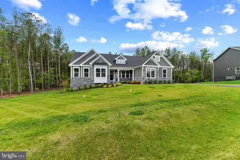 Exterior - 3567 Longleaf Pine Ct, Brandywine, MD 20613 photo 5 of 11