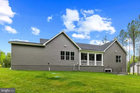 Exterior - 3567 Longleaf Pine Ct, Brandywine, MD 20613 photo 10 of 11