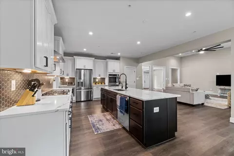 Entry Way - 3567 Longleaf Pine Ct, Brandywine, MD 20613 photo 10 of 17