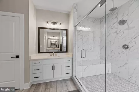 Bath - 3567 Longleaf Pine Ct, Brandywine, MD 20613 photo 1 of 3
