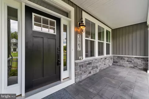 Exterior - 3567 Longleaf Pine Ct, Brandywine, MD 20613 photo 7 of 11