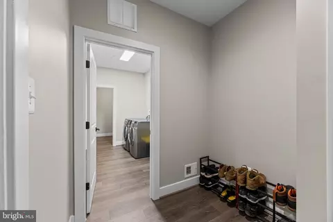 Entry Way - 3567 Longleaf Pine Ct, Brandywine, MD 20613 photo 11 of 17
